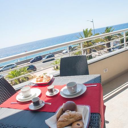 Riva Del Sol Bed & Breakfast ซานตาเทเรซา ดี รีวา ภายนอก รูปภาพ